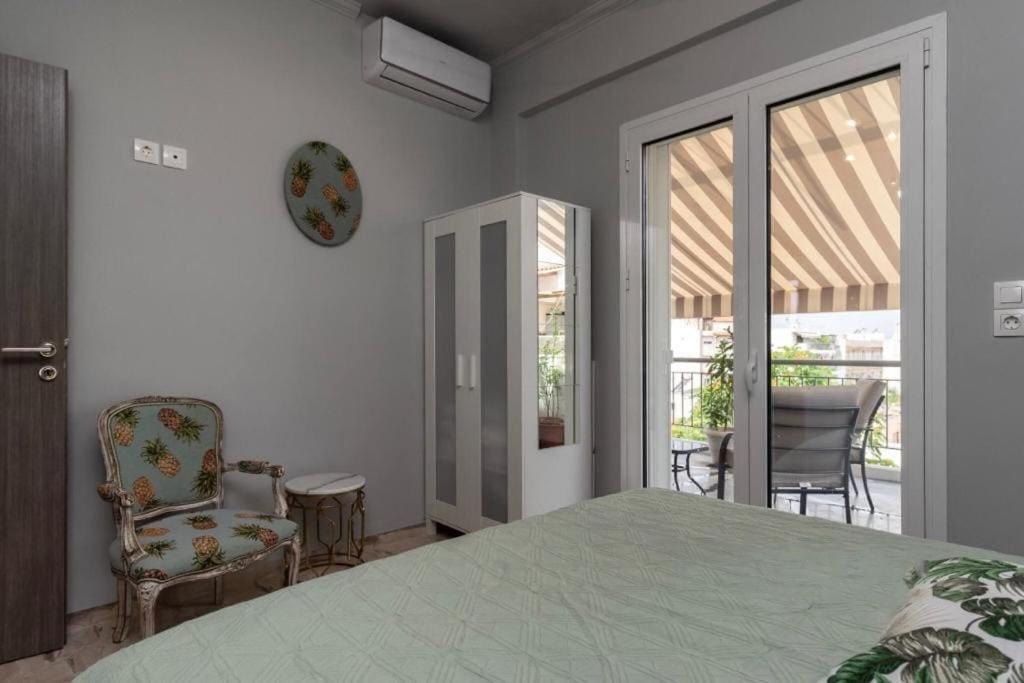 Artistic Apt In Vibrant Gazi With Large Terrace By Ghh Athena Bagian luar foto
